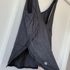 Lululemon grey tank with slits on sides size 6